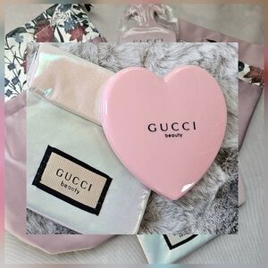 Gucci Beauty Soft Pink Heart Mirror With Satin Pouch